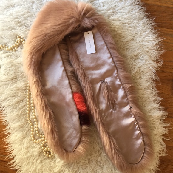F L A S H • SALE • NWT • ANN TAYLOR Faux Fur Stole Scarf Wrap - Picture 6 of 11
